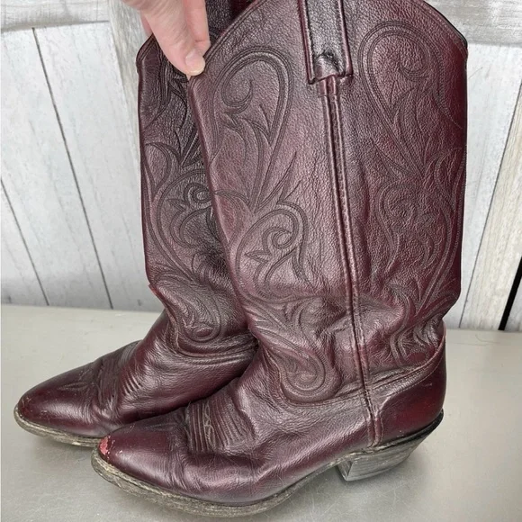 VTG Dan Post Burgundy Leather Cowboy Western Boots Men’s Size 8.5 - Picture 1 of 7